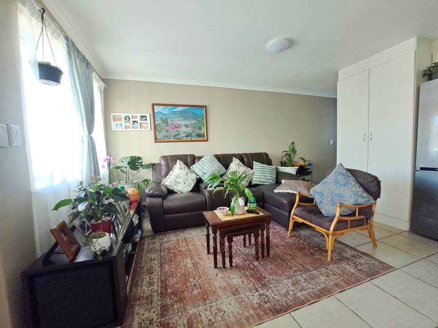 1 Bedroom Property for Sale in Strand North Western Cape